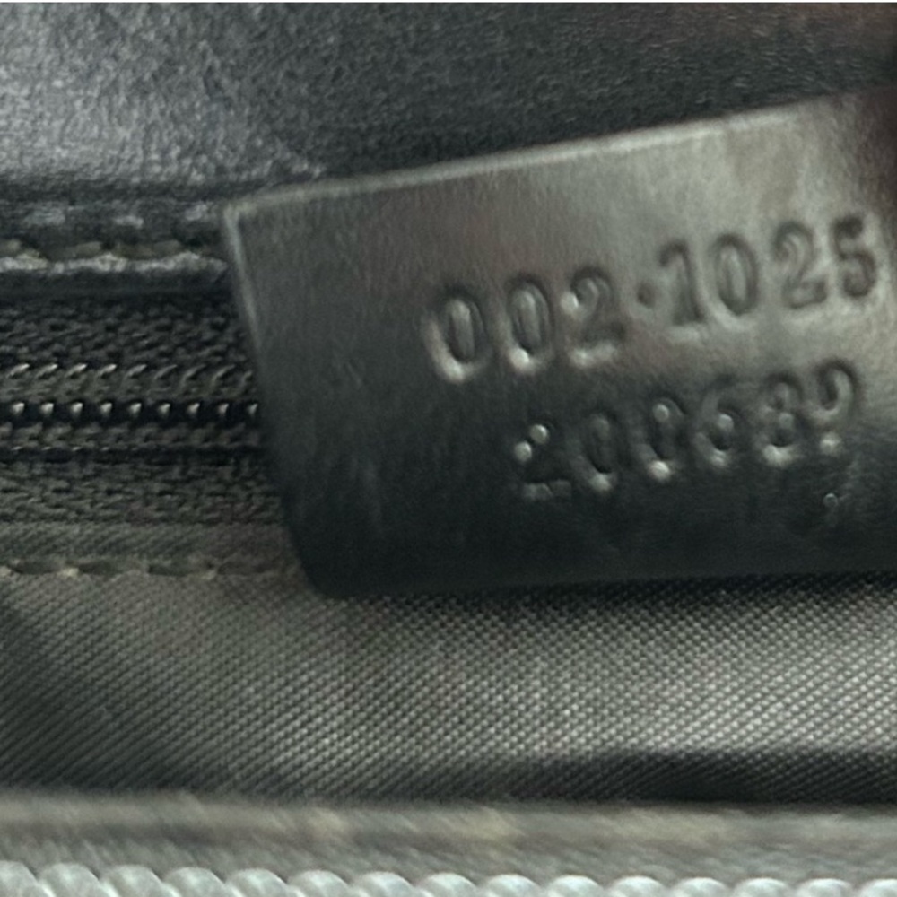 Gucci Nylon black bag with Gunmetal Silver handles 002-1025 200682 - Picture 5 of 16
